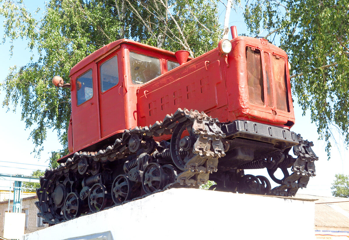 Трактор Т-74. Источник фото: https://clck.ru/geWFj