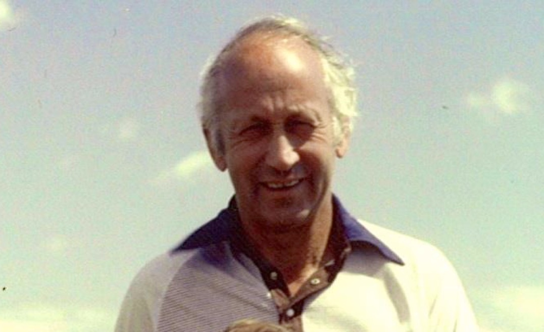 Норман Казинс