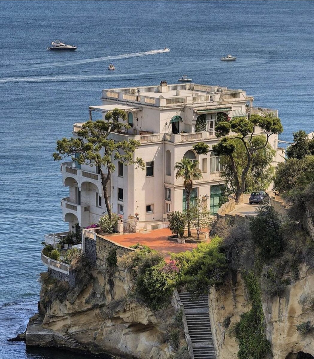 La - разговорный итальянский для туристов (Фото взято из доступных источников сети интернет)