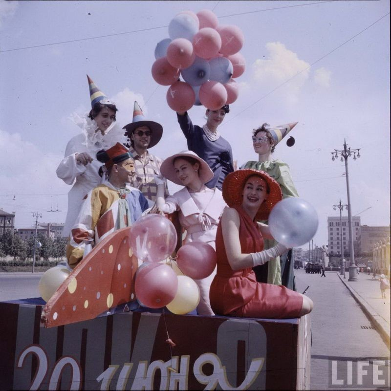 Модели «Кристиан Диор» в Москве 1959 года