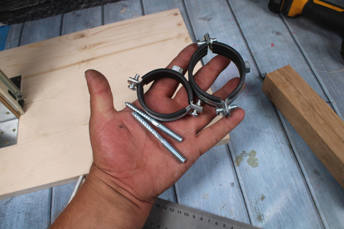 Как быстро и просто сделать аналог сверлильного станка с помощью обычного шуруповерта