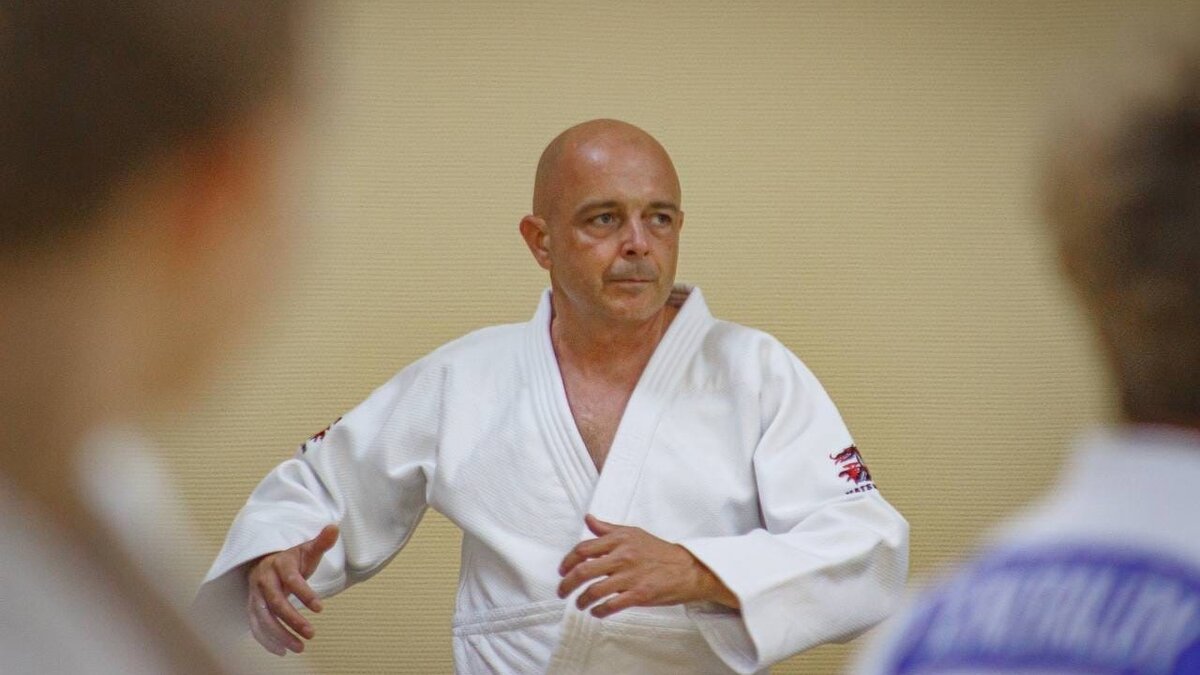     Депутат Госдумы от Хакасии Сергей Сокол и еще три депутата попросили отправить их на спецоперацию в Украину.