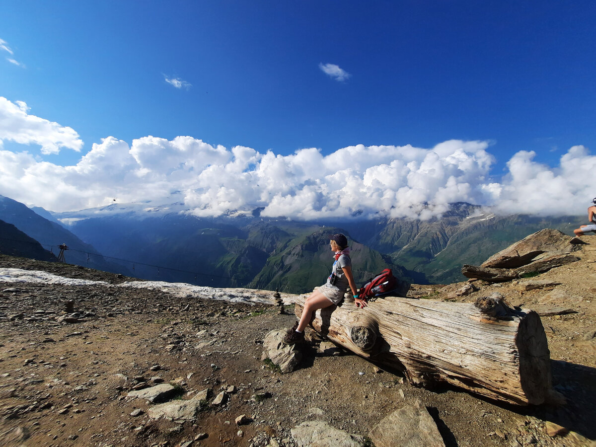 Погибшие на эльбрусе сентябрь 2021. Восхождение на эльбрус с востока. Эльбрус в июле. Отчет о восхождении на эльбрус. Эльбрус в июле.