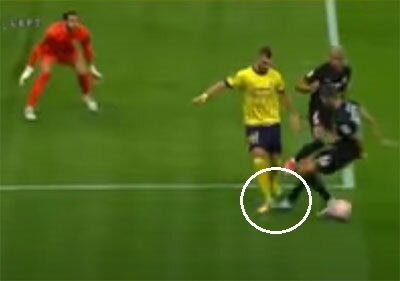 Момент фола