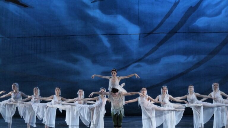    В Оренбургскую область впервые приезжает Донецкий театр оперы и балета им. Соловьяненко Андрей Севостьянов