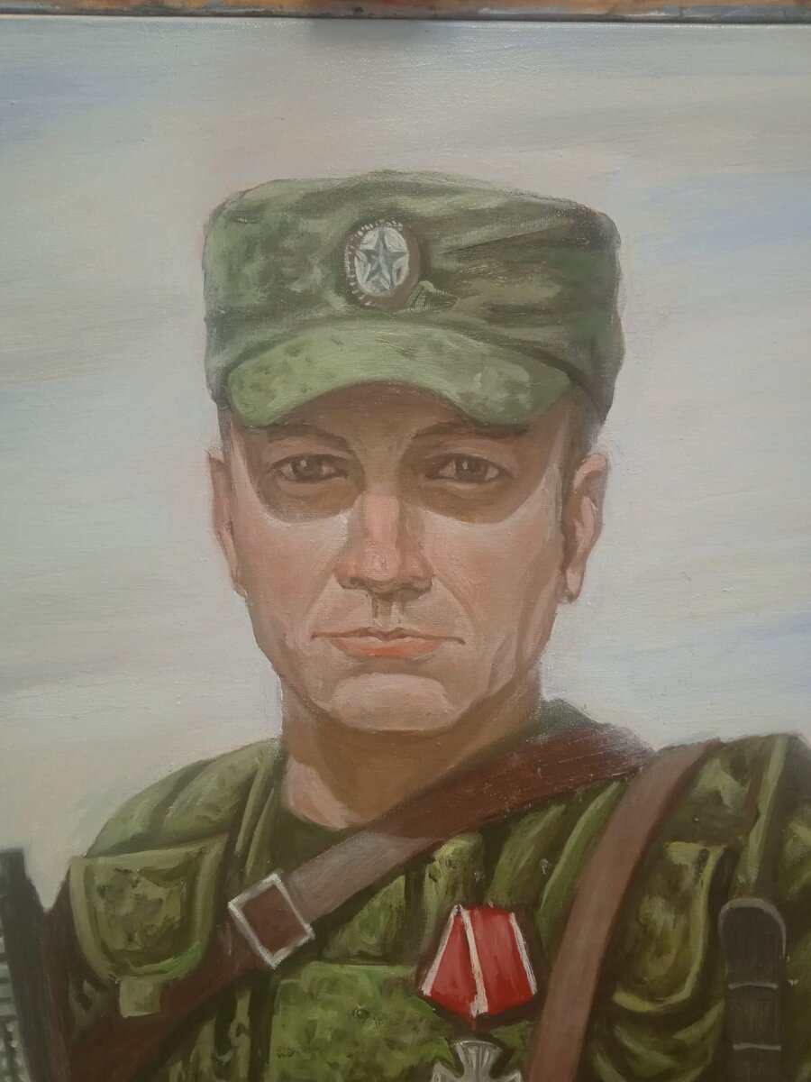 «С отвагой, любовью и патриотизмом»: уральский художник пишет портреты ...