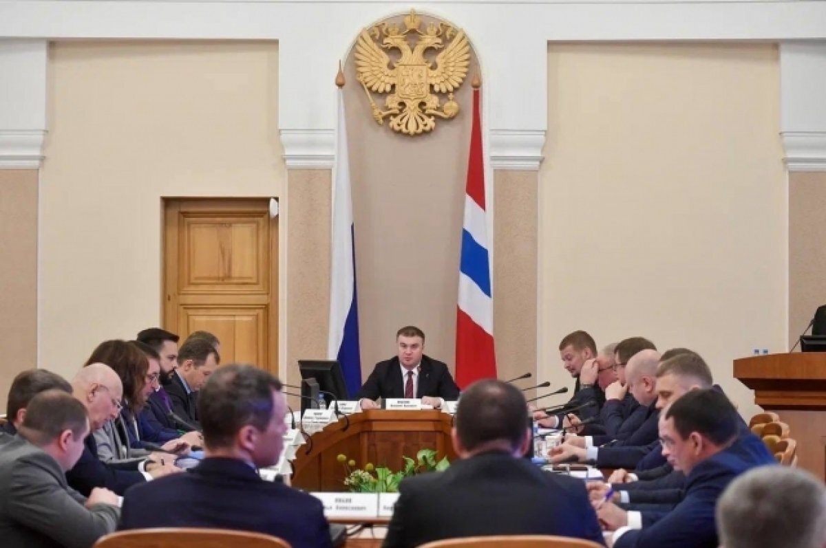    Хоценко обязал членов правительства Омска посещать курируемые районы