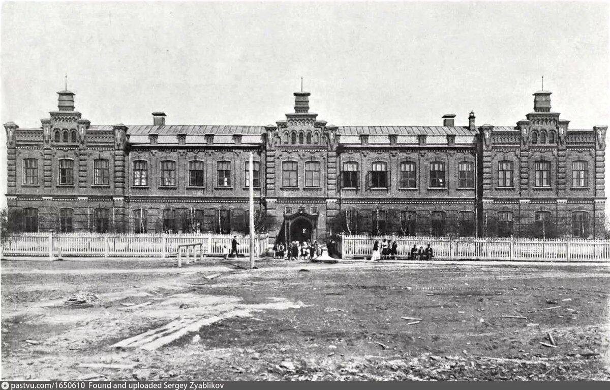 История медицинского училища. Хилокское железнодорожное училище. Крюковское железнодорожное училище. Боготольское железнодорожное училище. Пту 60 Москва