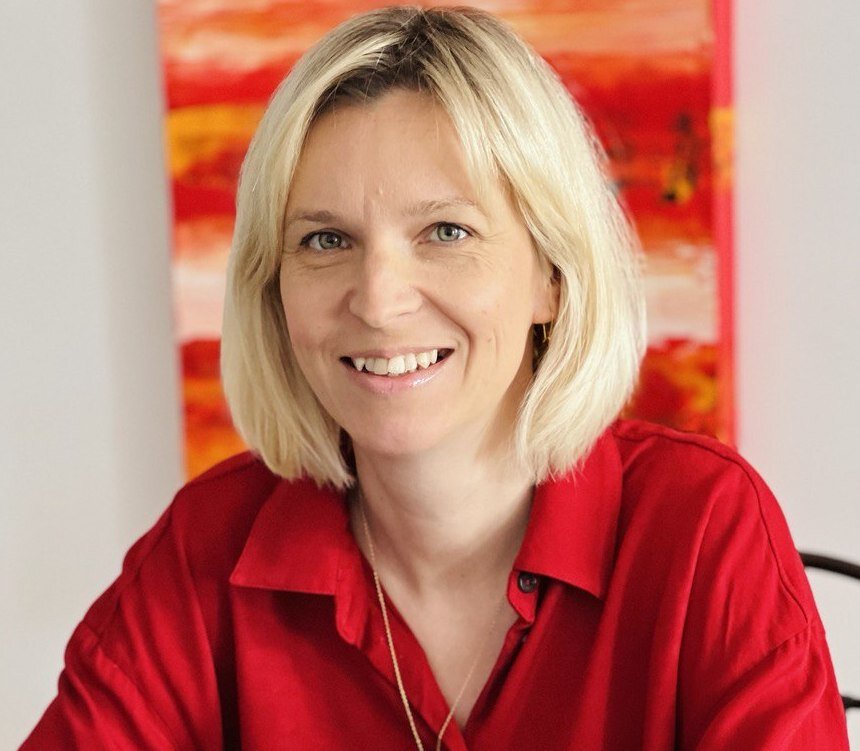 Елена Курсина, консультант по подбору агентств в тендеры