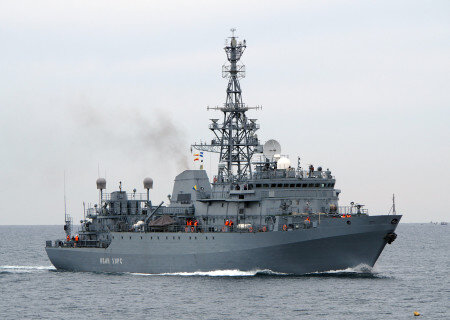    Морской беспилотник атаковал российский корабль-разведчик «Иван Хурс»