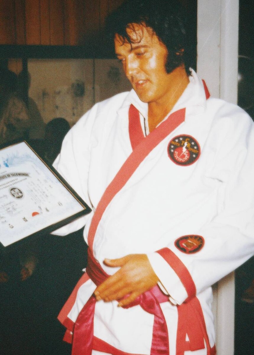 Elvis Presley Karate