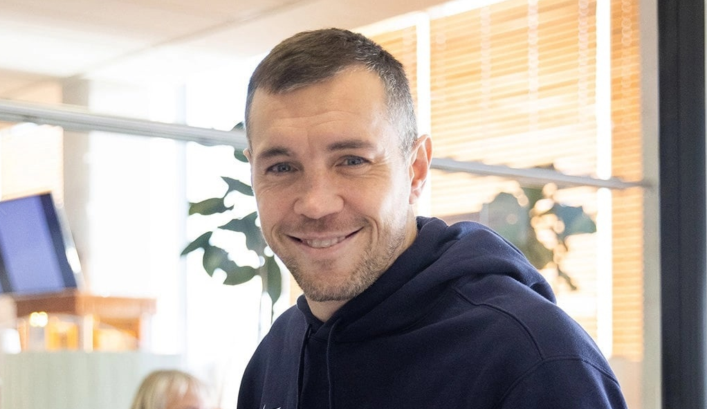 Артем Дзюба не стал торпедовцем, зато превратился в звезду "Локомотива". Фото: соцсети