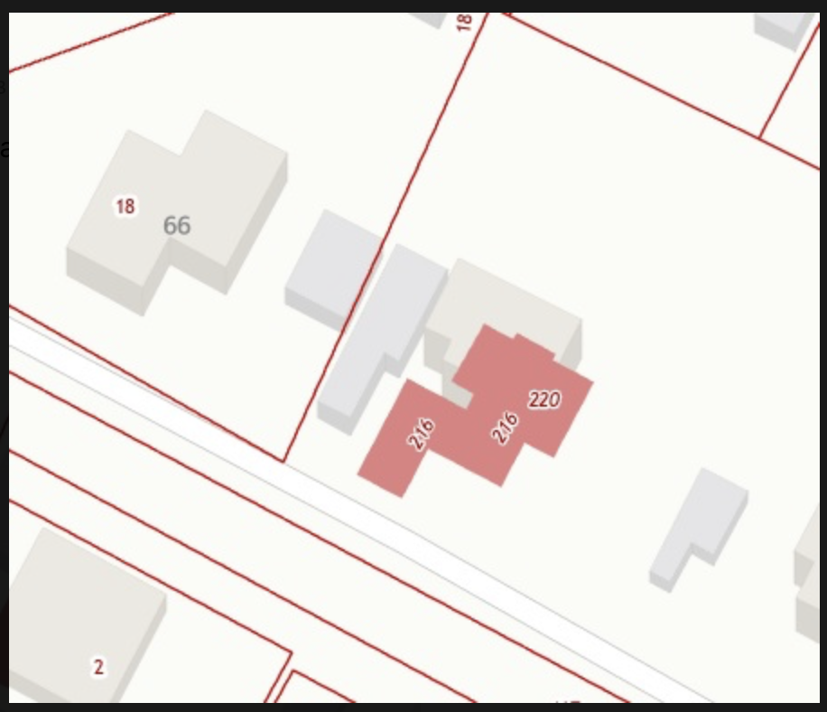 Публичная кадастровая карта и иные подобные ресурсы в качестве подложки используют основу, на которой строения обозначаются схематично. Источник: кадастровая компания "ВИТА-ХАУЗ"