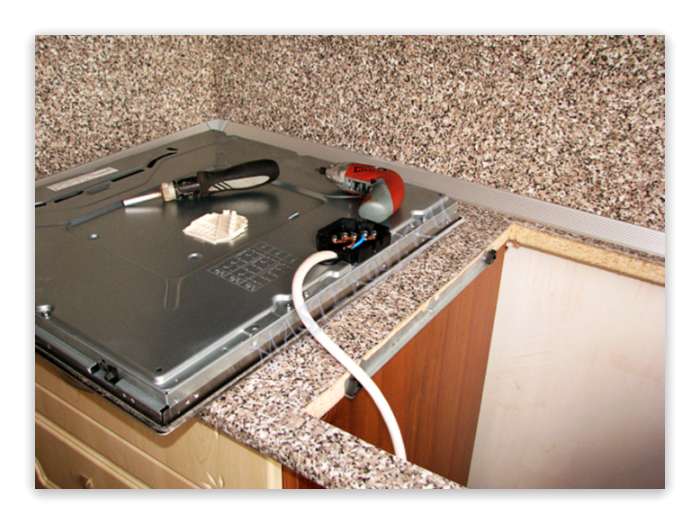 Подключение электроплиты.