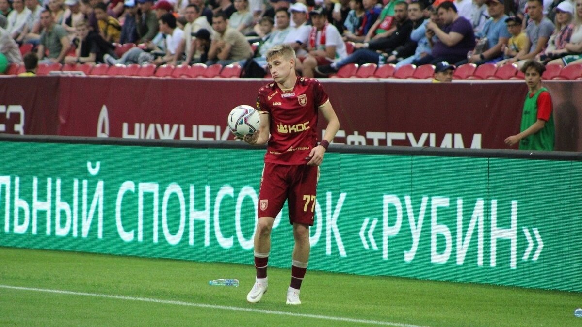     Казанский «Рубин» может уступить лидерство в шуточном «Кубке Эчпочмака». На это обратил внимание Telegram-канал «Злобный Рубин».