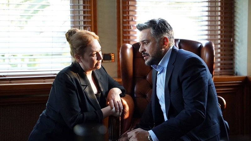 Смогут ли Сейран и Ферит сбежать в 35-м эпизоде сериала «Зимородок ...