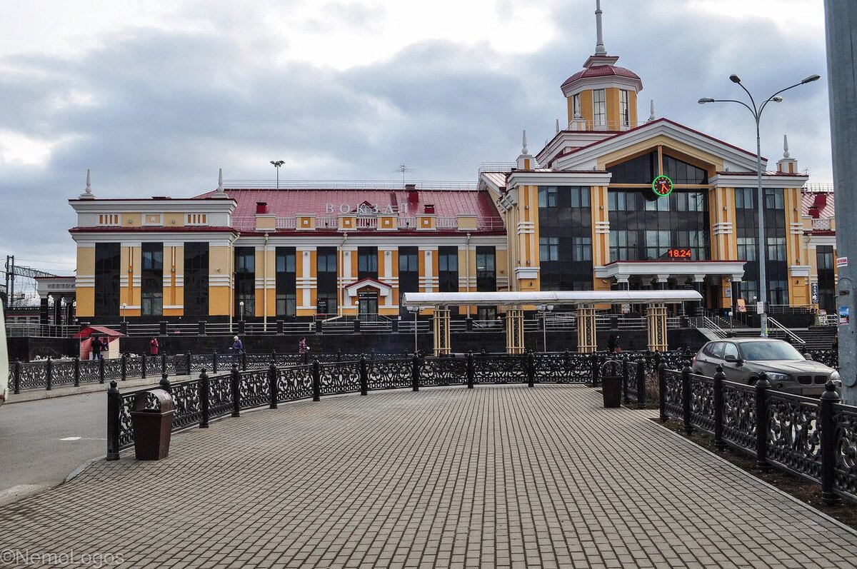 Фото из интернета.ЖД вокзал Новокузнецк.