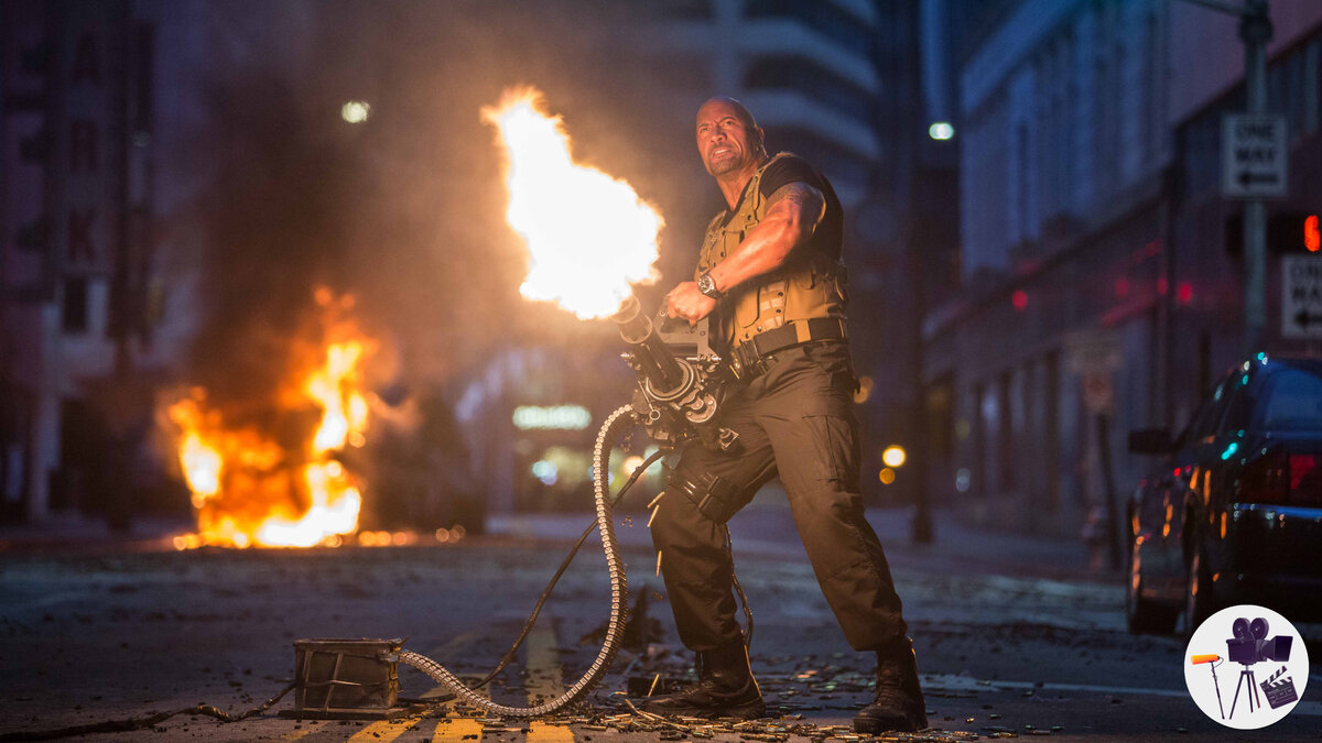 Кадр из фильма «Форсаж 7» | КОРОТКИЙ МЕТР