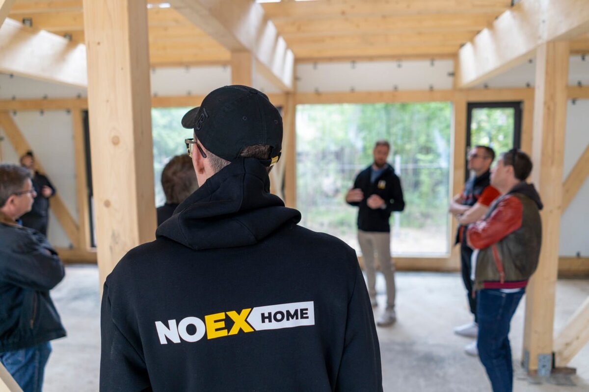 Экскурсия на объект в стиле фахверк от компании «NOEX HOME» в Московской области