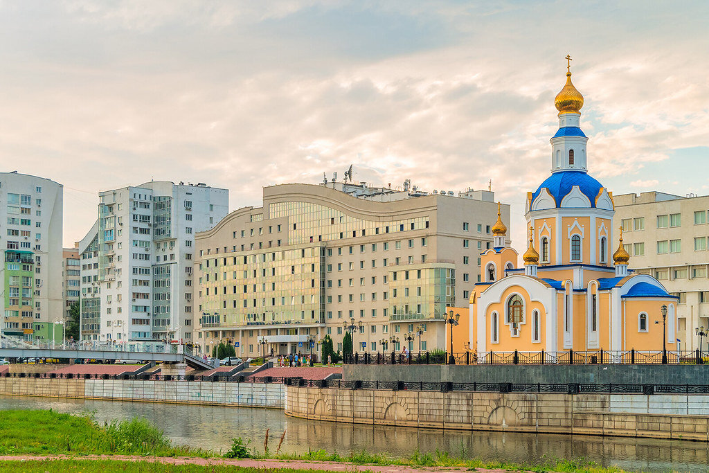 Белгород - это не большой по площади город, в котором тоже есть свои красоты и интересные места. Несмотря на данную обстановку, я хочу рассказать про что-то интересное из этого города. 