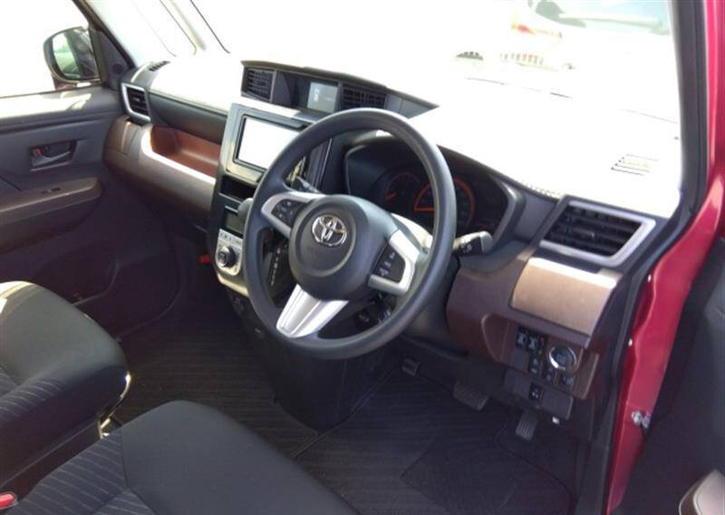 Фото салона, листайте