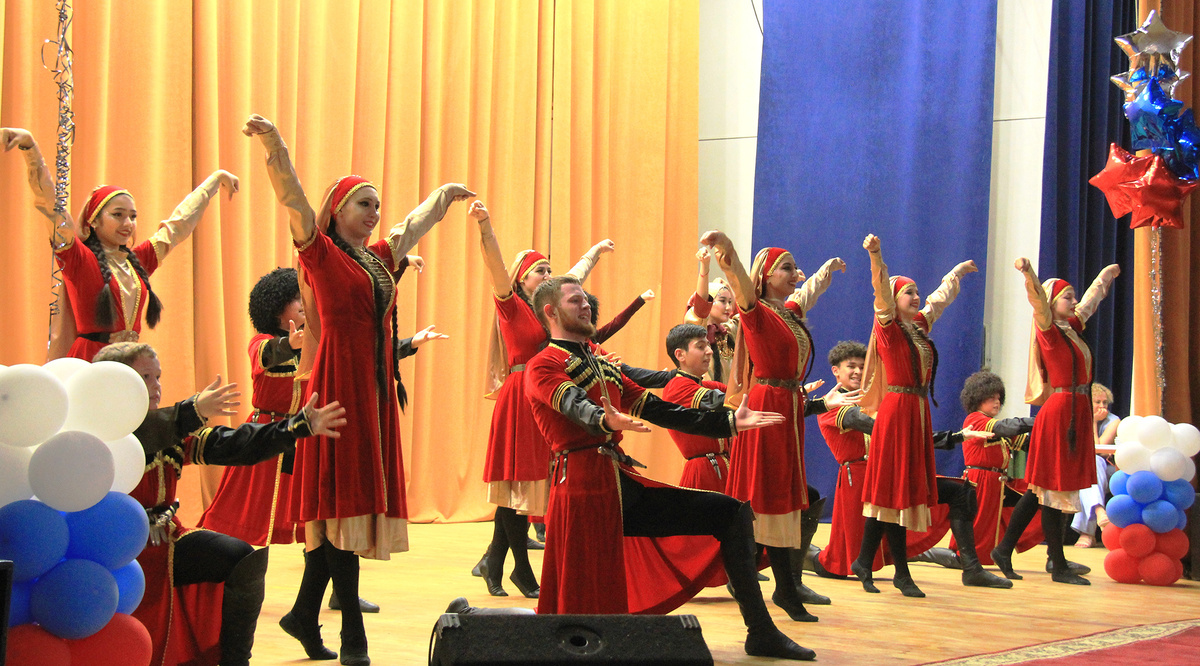  📷    В Оренбурге прошел концерт, посвященный Дню России Кристина Просвиркина