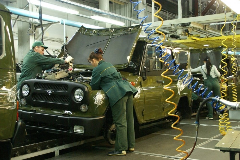     Рабочие Ульяновского автозавода были давно недовольны размерами своих зарплат
