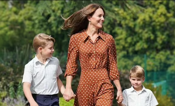 Принцесса с сыновьями