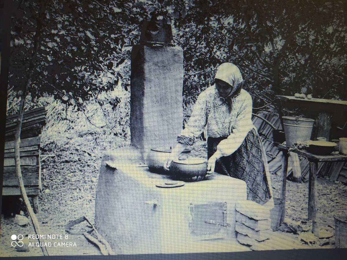 Картинка из Алёнкиного детства. Фото из интернета. 