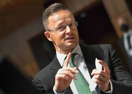    Сийярто: если бы президент Трамп выиграл выборы, этот конфликт бы не начался