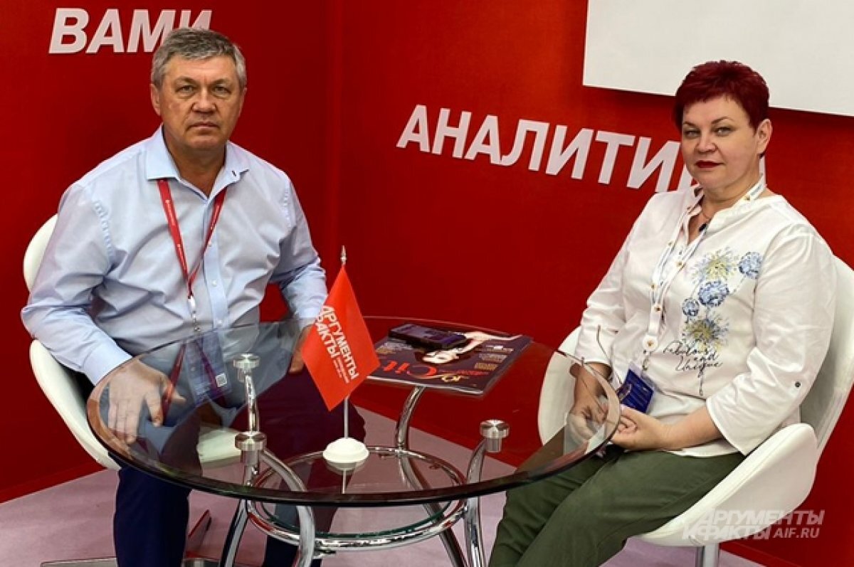    Олег Зубахин.