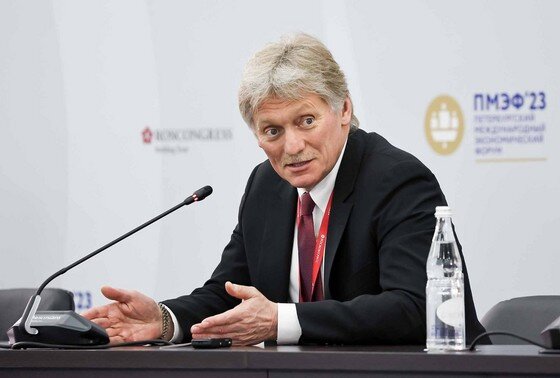    Дмитрий Песков