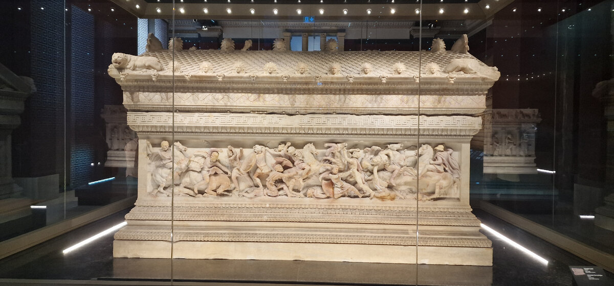 Сидонский саркофаг