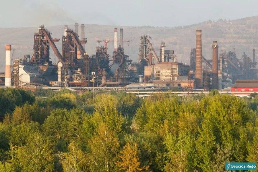 Доменные печи для производства чугуна Магнитогорского металлургического комбината. https://www.verstov.info/uploads/posts/2021-11/1637643306_23.jpg