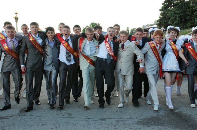    Как вернуть деньги из-за переноса выпускного вечера на другой день?