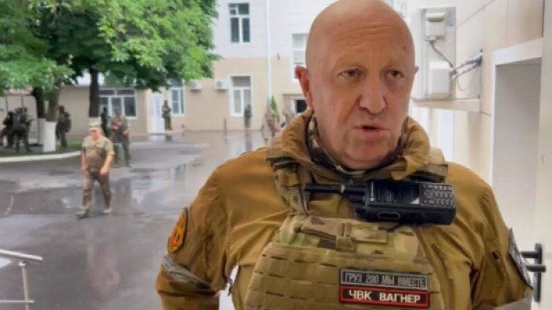     С Пригожиным на протяжении всего дня вел переговоры президент Белоруссии Александр Лукашенко.