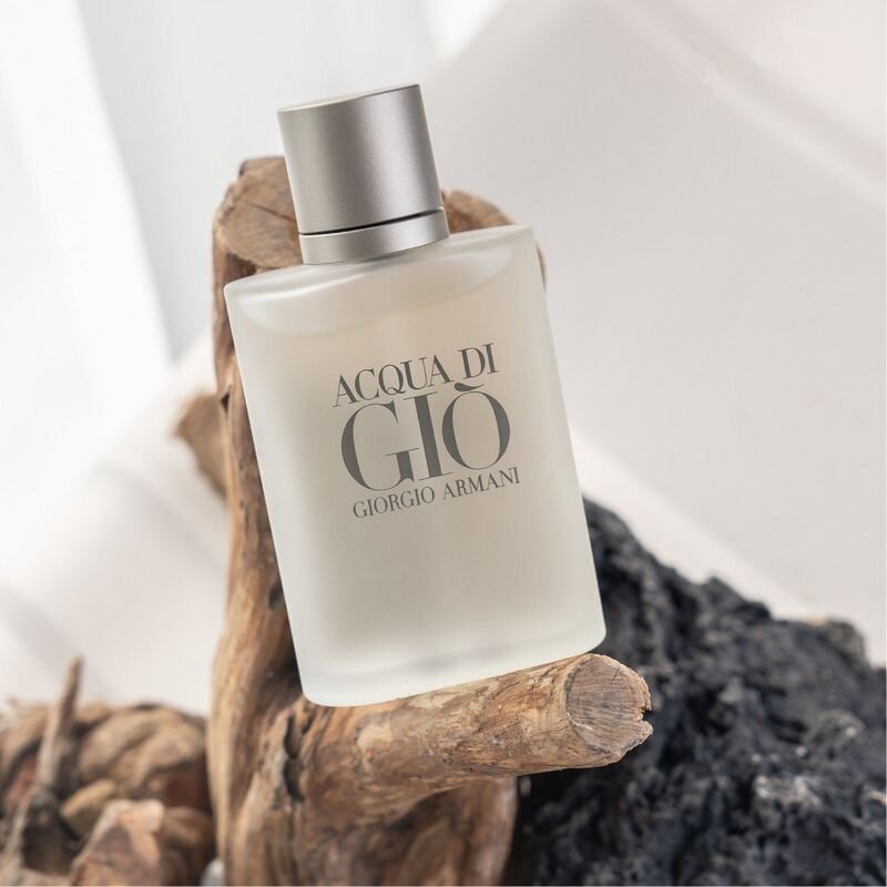 Парфюм Giorgio Armani Acqua Di Gio Pour Homme – лучшая история о море