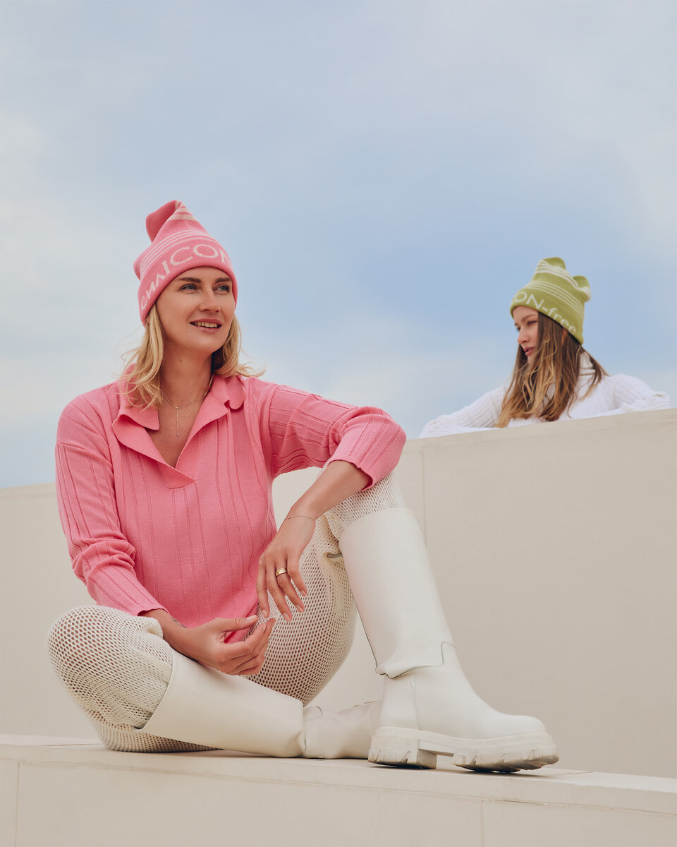 Поло из кэшвула и брюки-сетка LYNA+