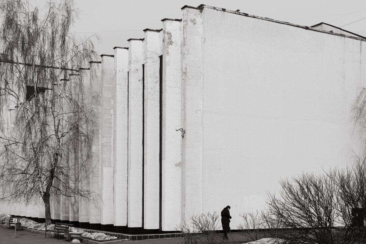 5-я Парковая улица, 60. Ритмическиое решение одного из объемов здания. 