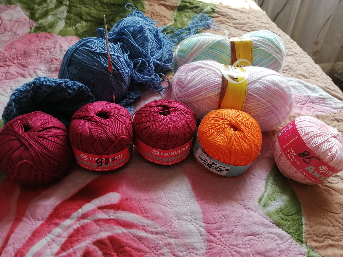 Топик договорились с дочкой будет джинсового цвета. 