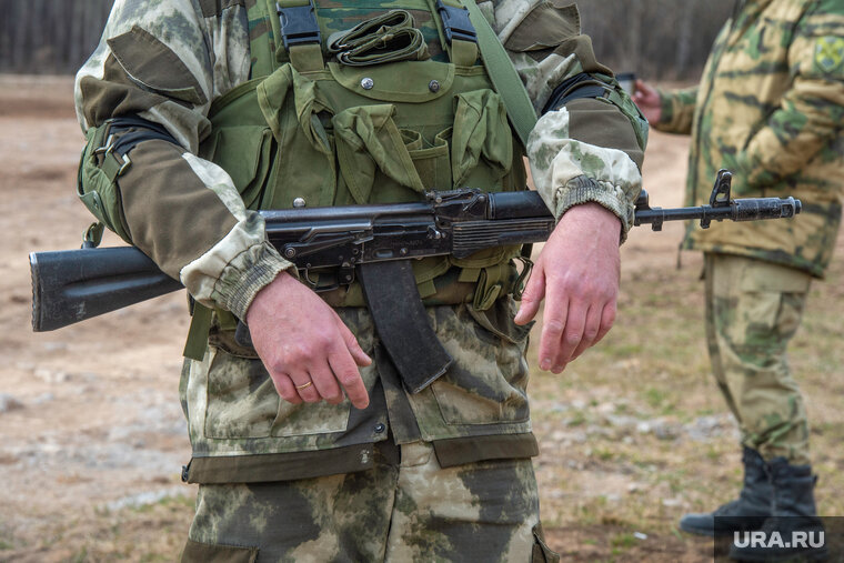    Боец поблагодарил шадринцев за новое оборудование