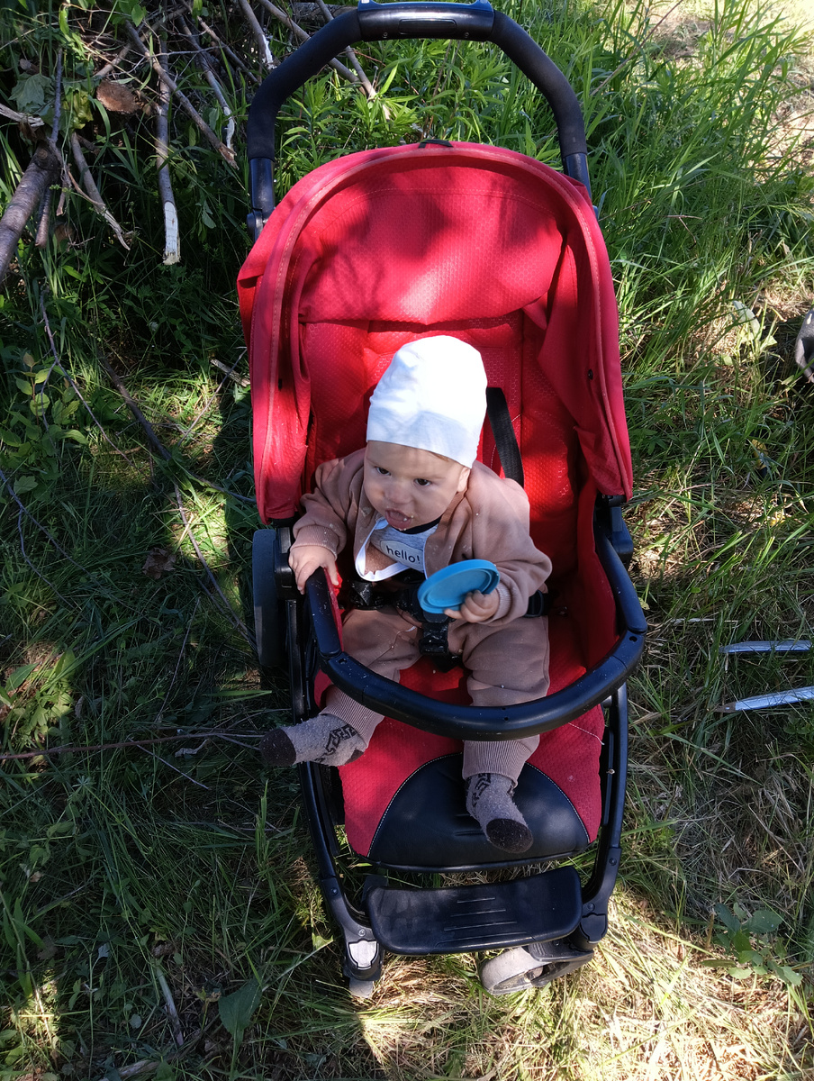 было прохладно