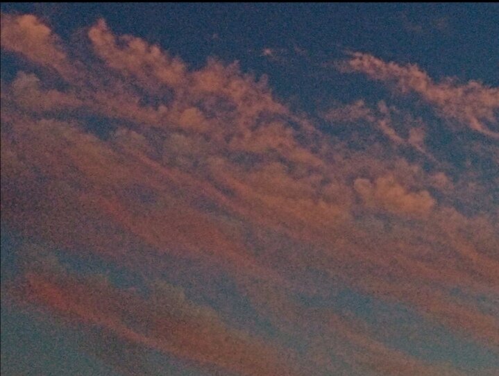 Жизнь разная, как облака и небо