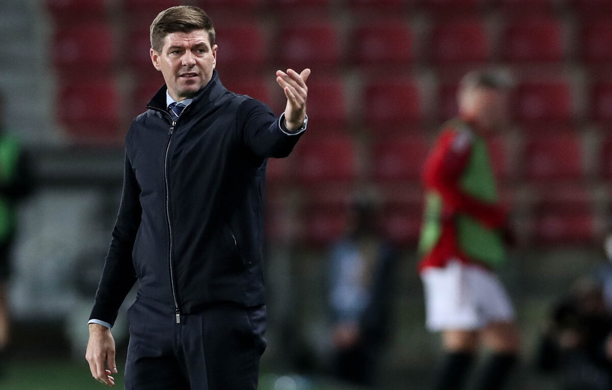    Главный тренер "Аль-Иттифака" Стивен Джеррард  EPA-EFE/MARTIN DIVISEK