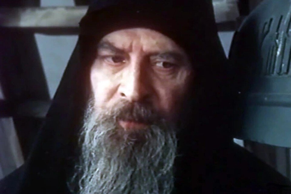    Роль Максима Грека - одна из самых запоминающихся в лентах с Римом Аюповым. Фото: stuki-druki.com