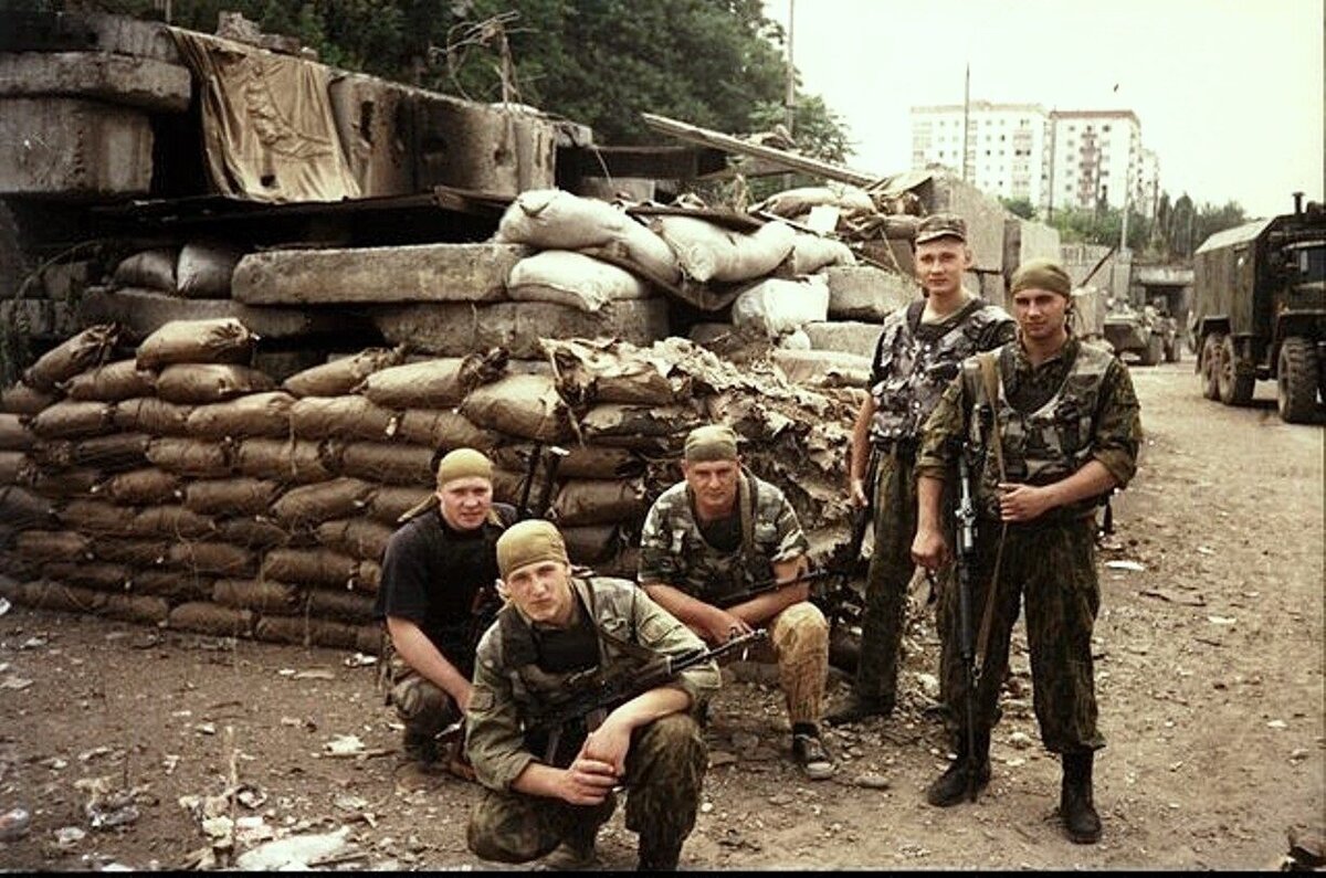 31 декабря 2000. Чечня Грозный штурм август 1995.