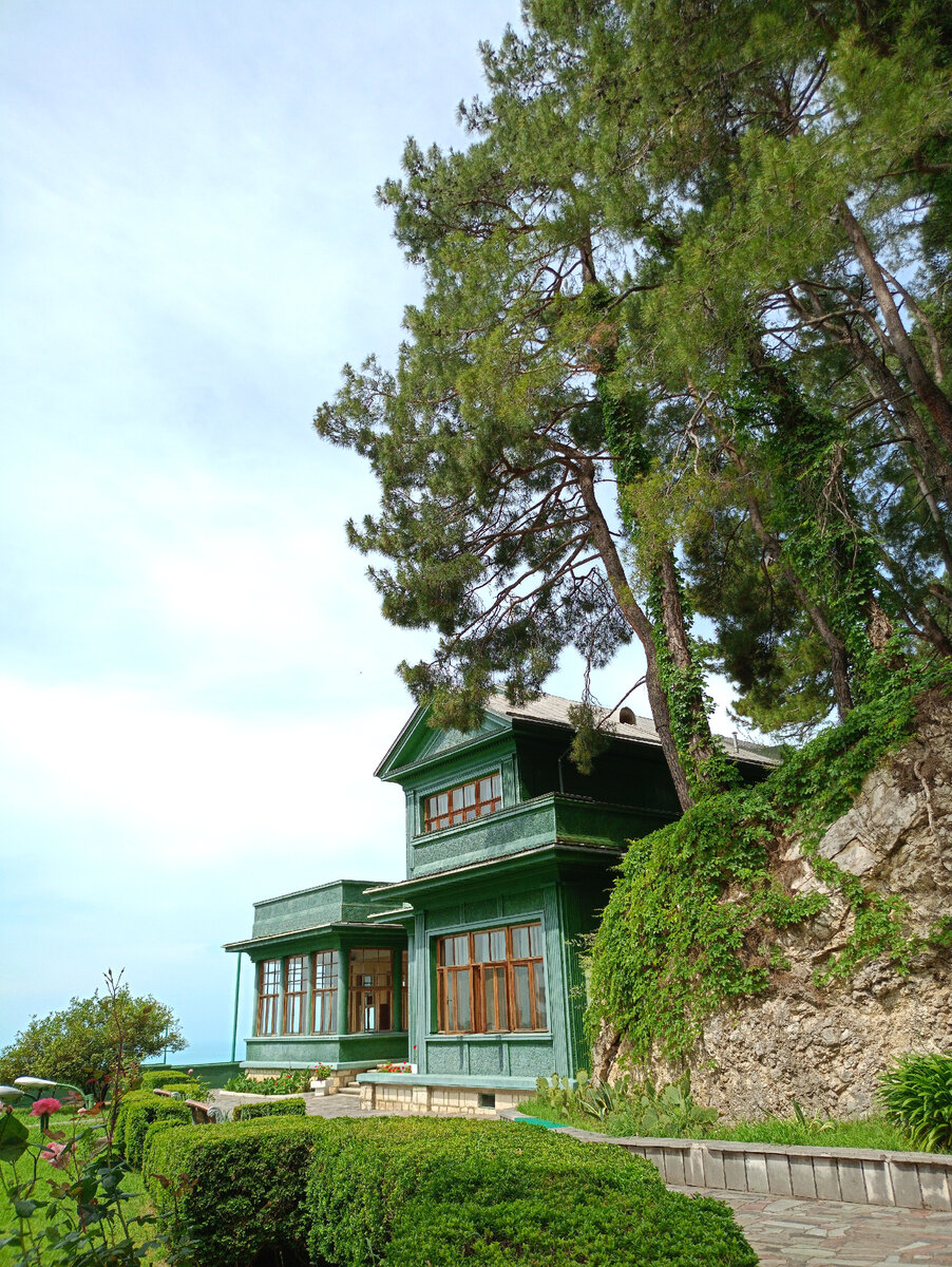 С первого взгляда это поняла