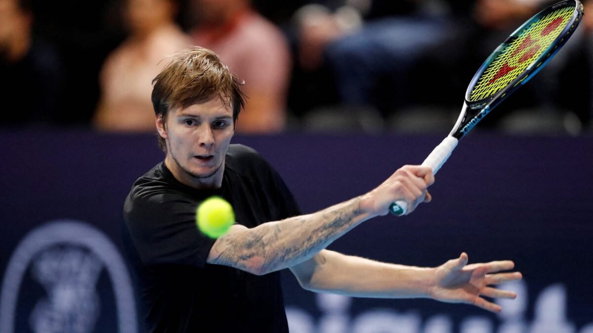    Фото: REUTERS/Arnd Wiegmann/File Photo Август Макаров