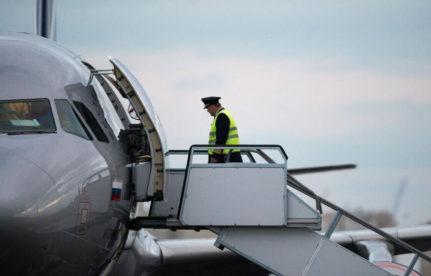    Авиабилеты в России могут подорожать на 30%