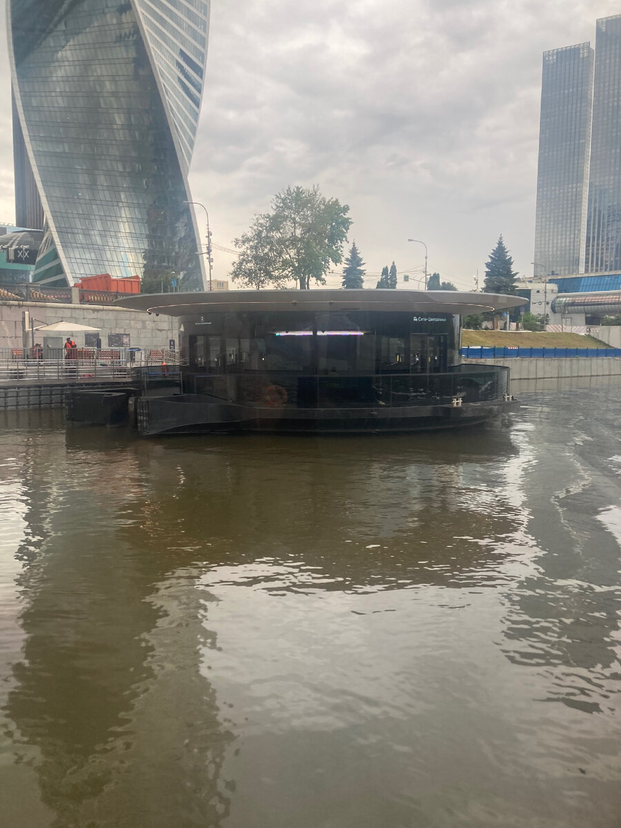 Причал у Москва Сити